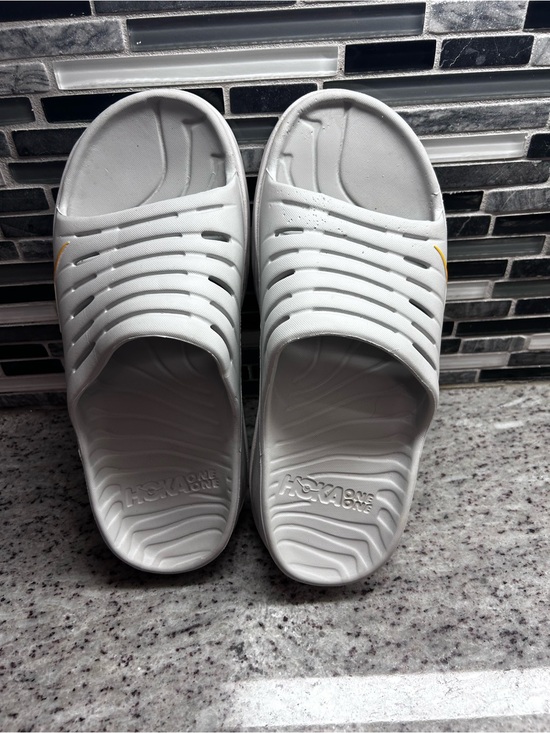 Hoka one one recovery slide Sandals - mens size 8 or womens size 10 main image 6